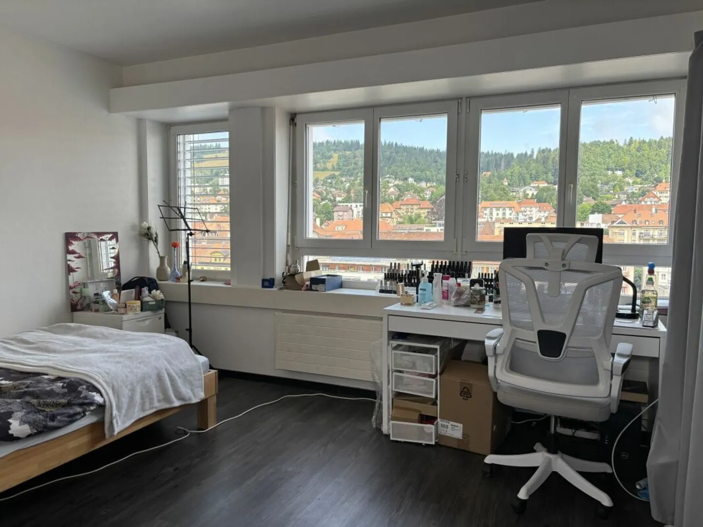 Helles und geräumiges 5-Zimmer-Apartment - Foto 6 von 13