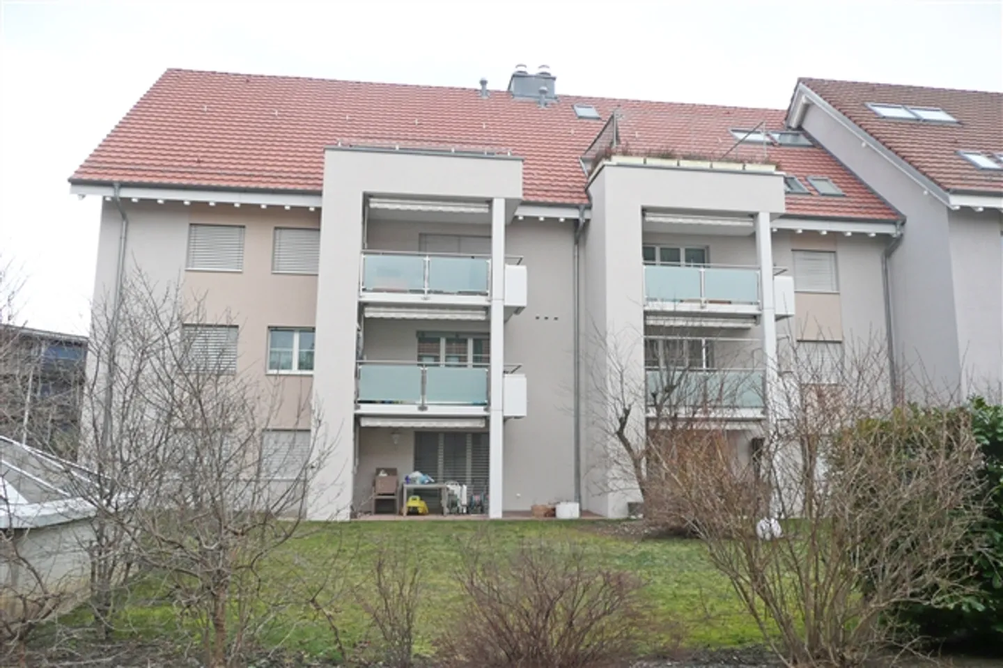 Apartment for rent - Photo 2 of 5