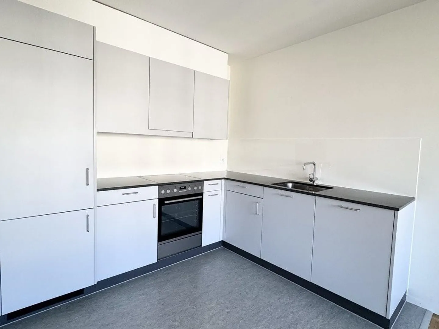 1 mois de logement gratuit et 1 an de parking gratuit ! - Photo 2 sur 10