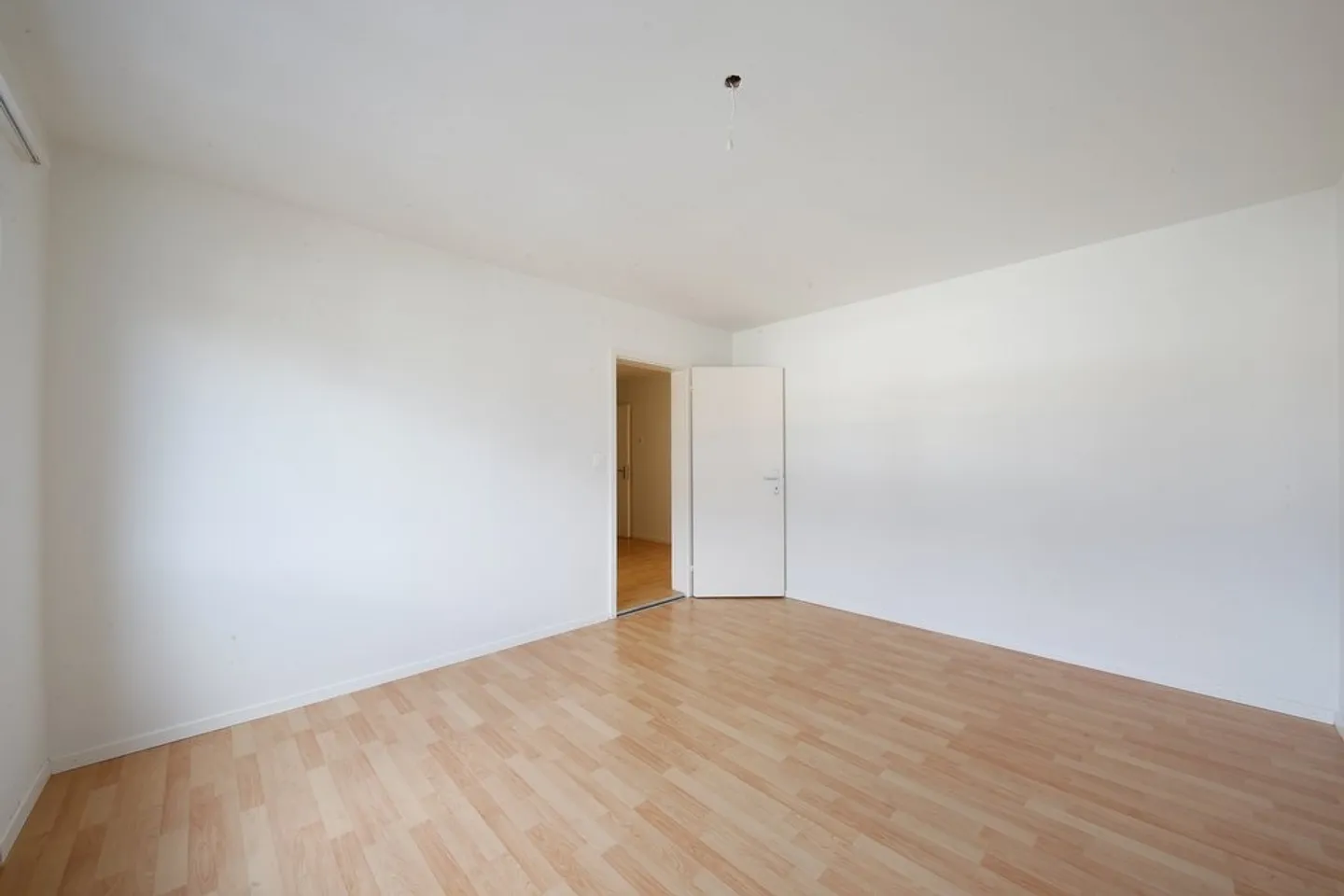 Zentrale 4-Zimmer-Wohnung in Olten - Foto 2 von 9