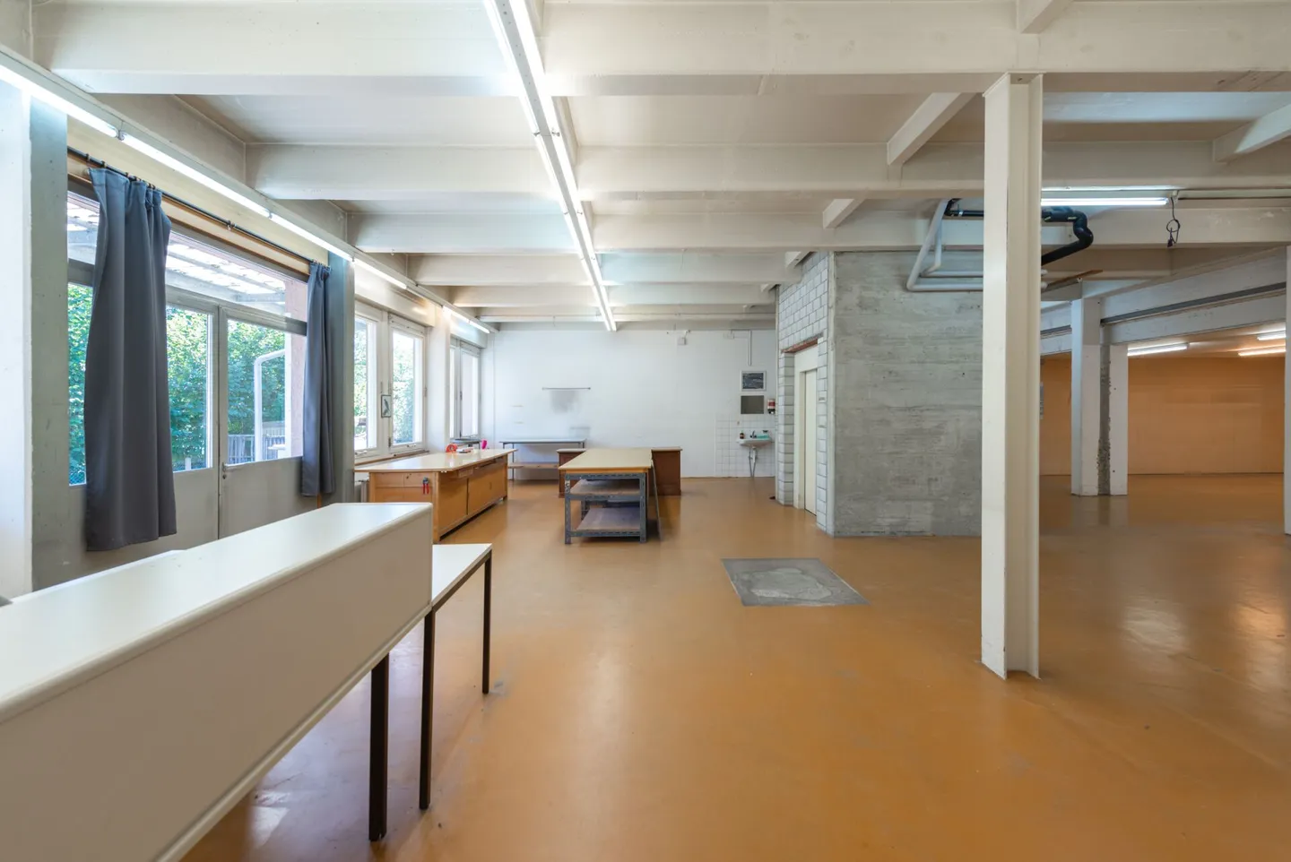Gewerbe-/Büroräumlichkeiten zu vermieten - Foto 11 von 17