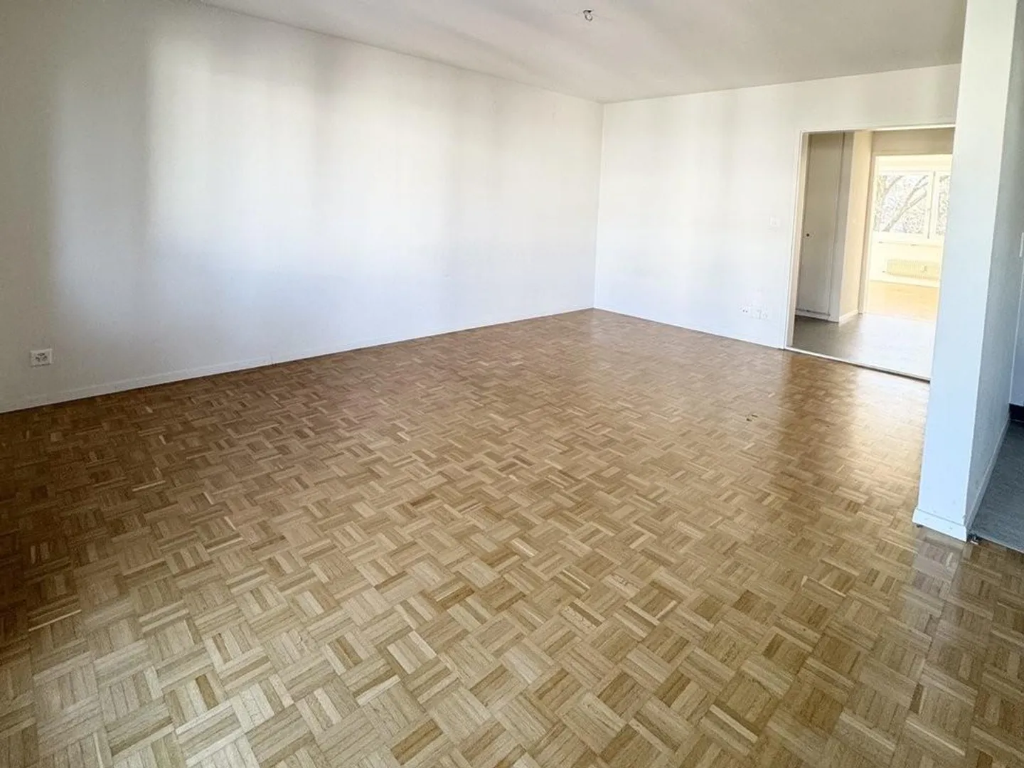 1 mois de logement gratuit et 1 an de parking gratuit ! - Photo 5 sur 10