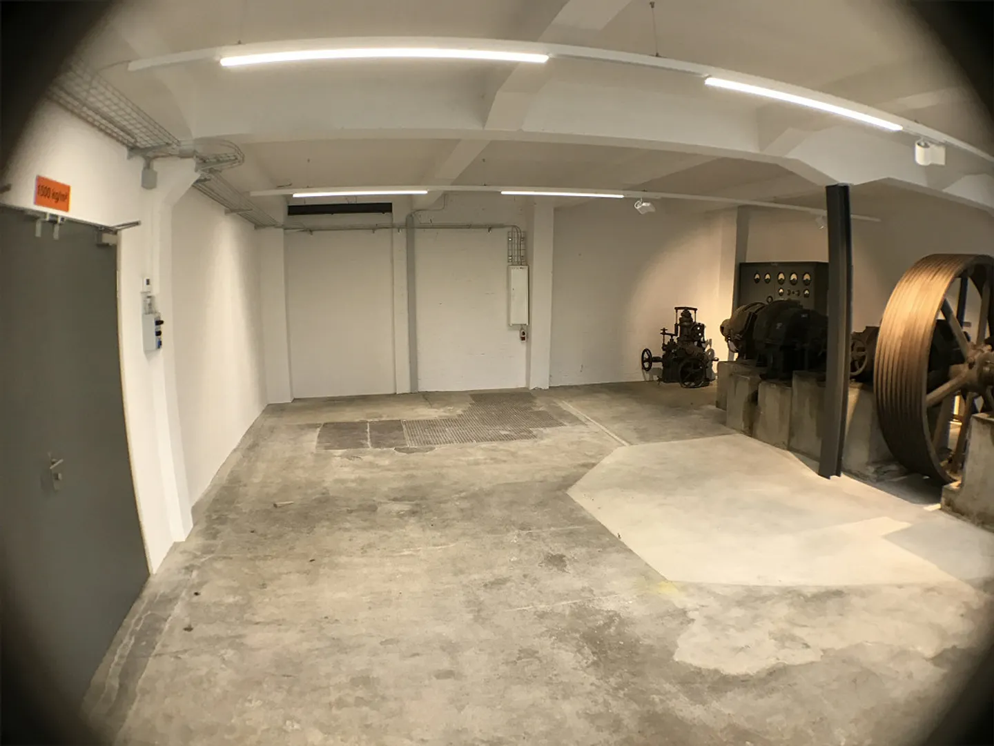 Charming Workspace - Photo 5 of 9