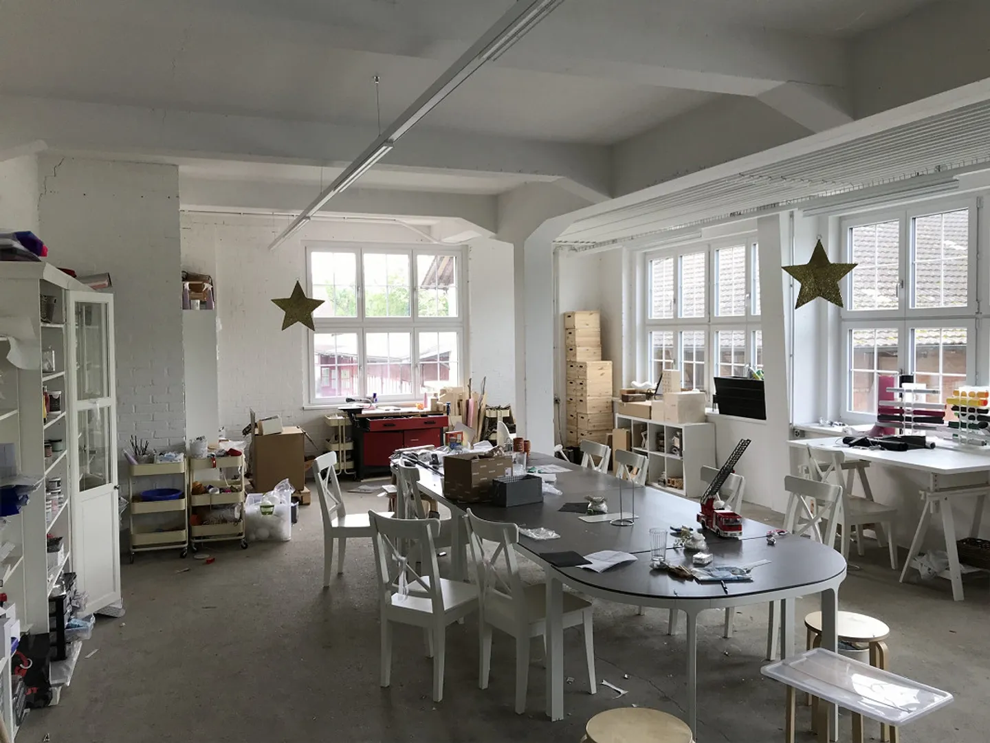 Charming Workspace - Photo 6 of 9