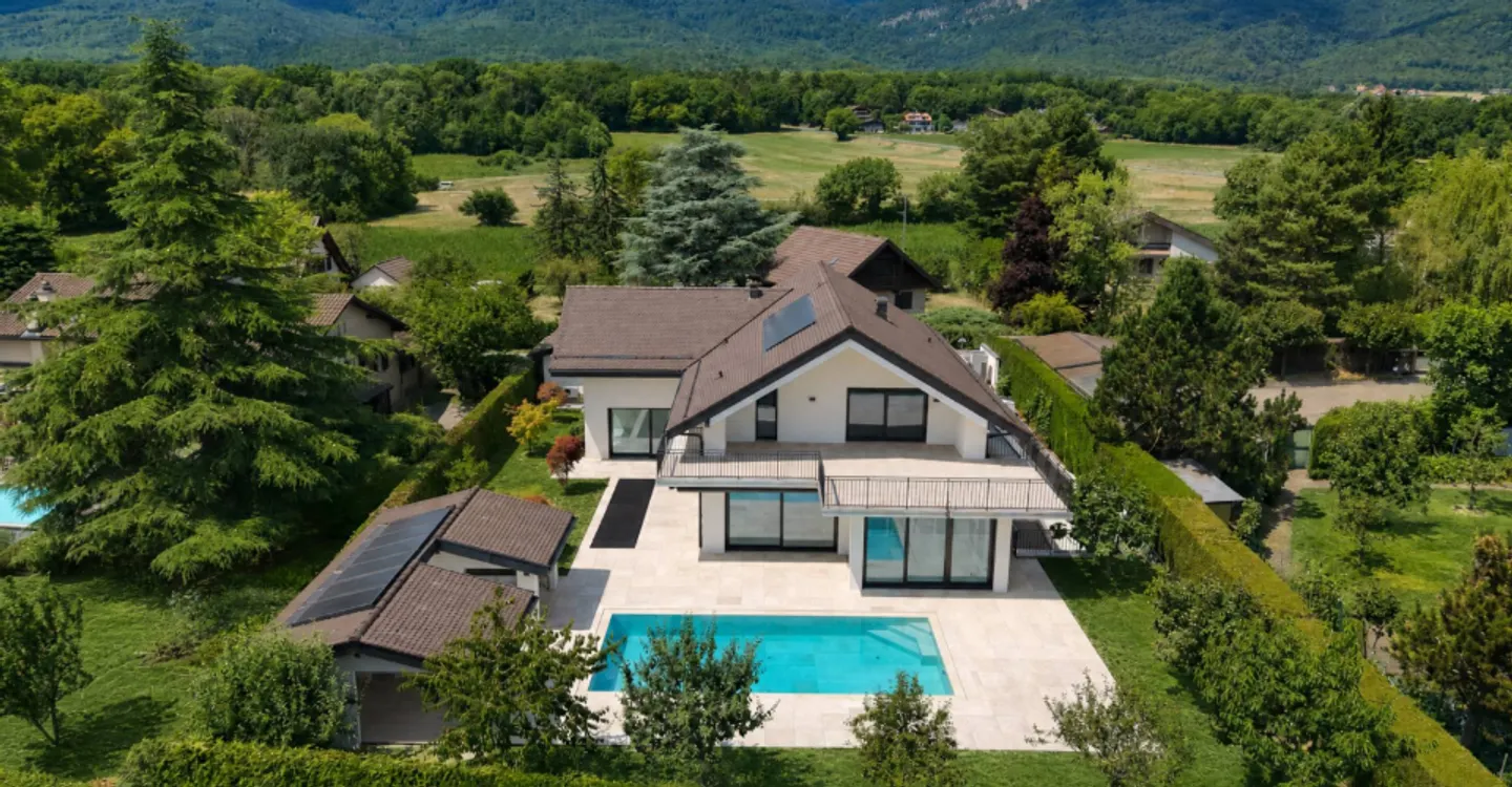 Villa d'eccezione di alto livello - Foto 2 di 12