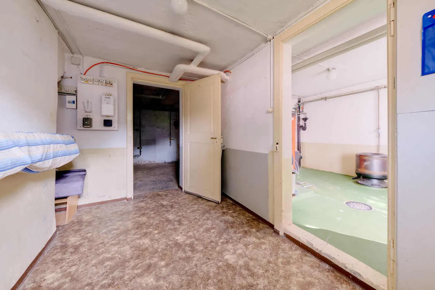 Einfamilienhaus mit grossem Garten wünscht sich eine zweite Jugend - Photo 14 sur 20