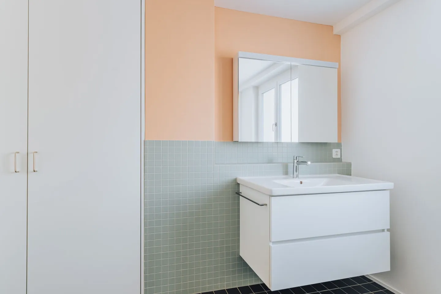 Maggiore spazio per l'essenziale: Appartamento di alta qualità con 2,5 stanze in centro con 70m2 - Foto 7 di 8