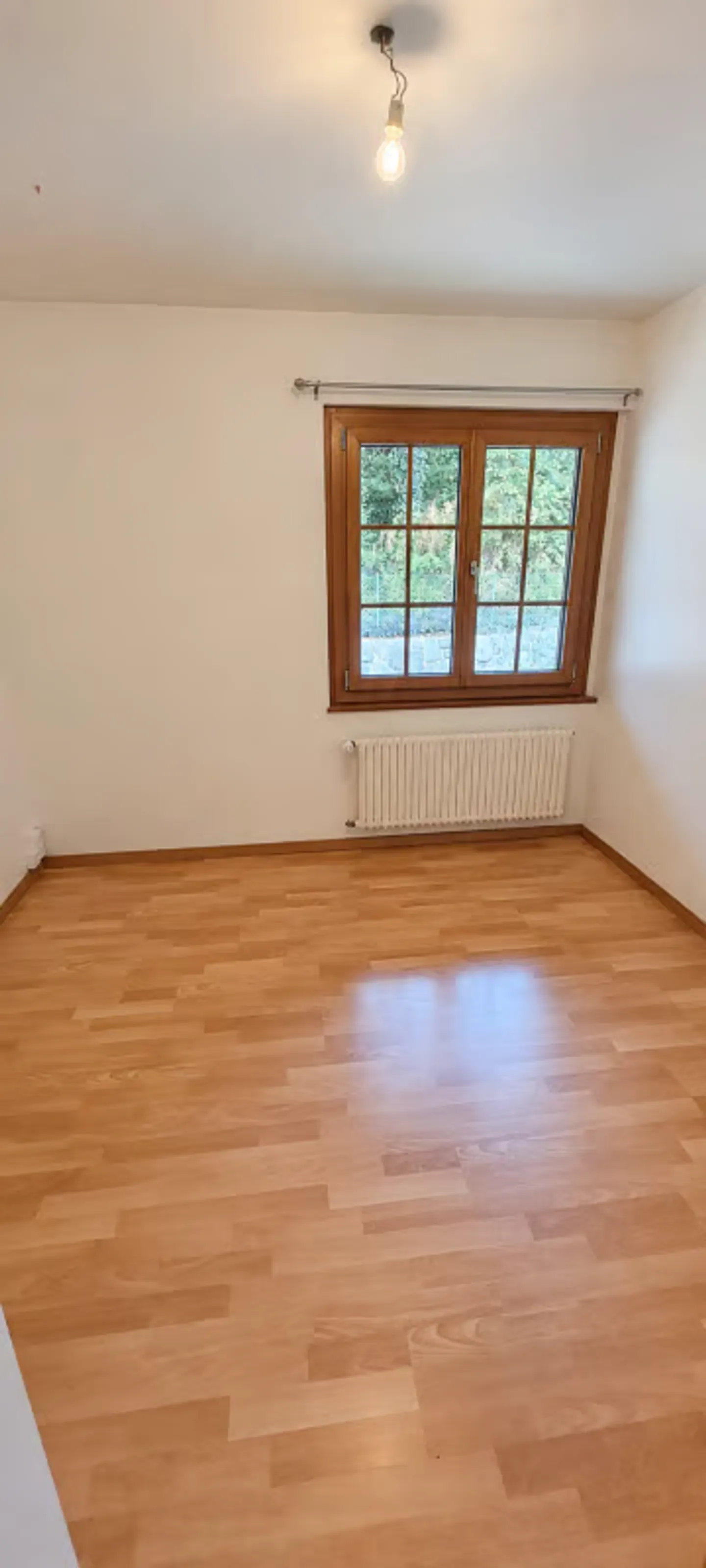 ZUM VERKAUF - 4-ZIMMER-WOHNUNG IN VEX - Foto 6 von 11