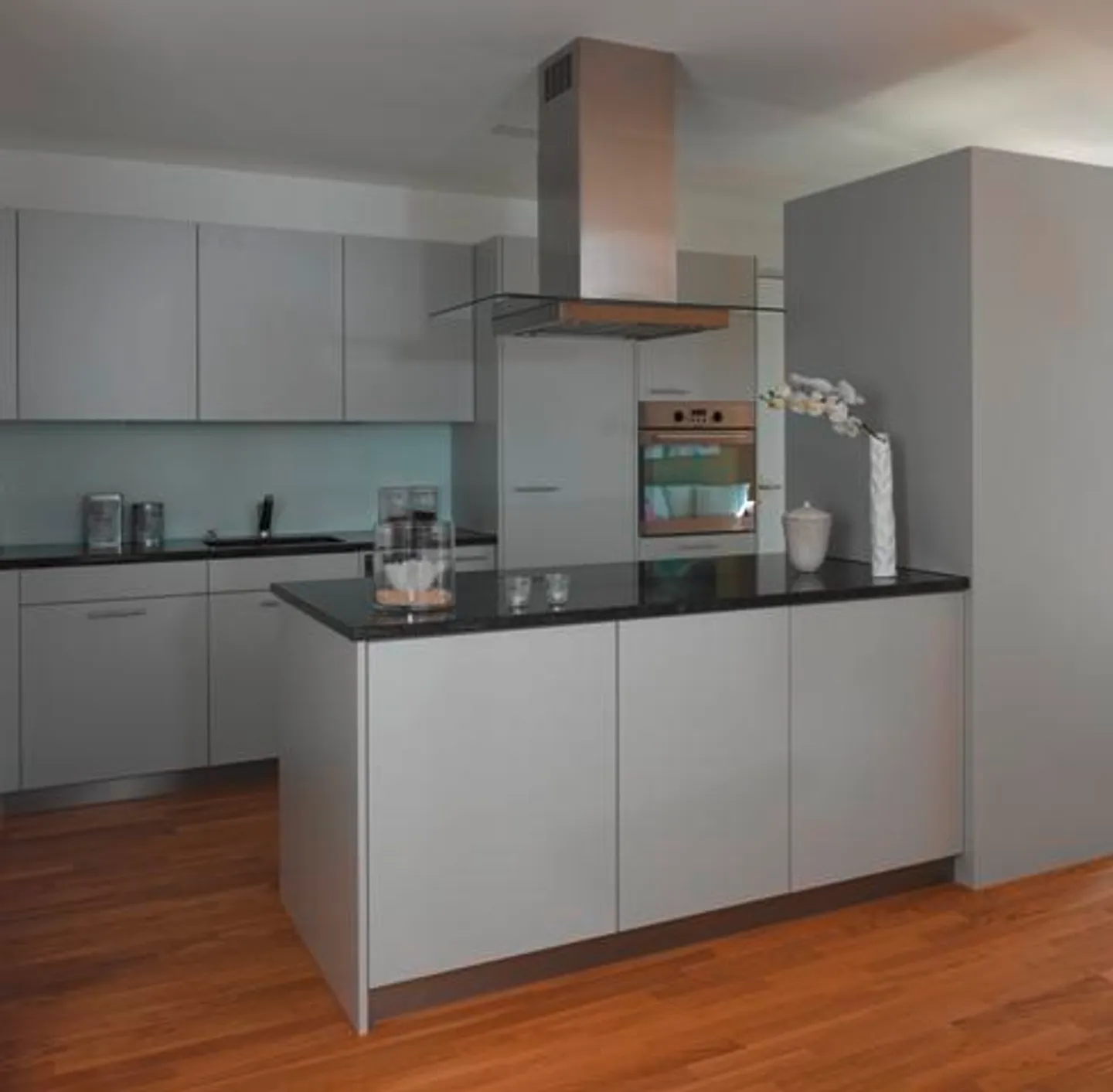 Modernes Apartment im Lyssbachpark - Foto 4 von 6