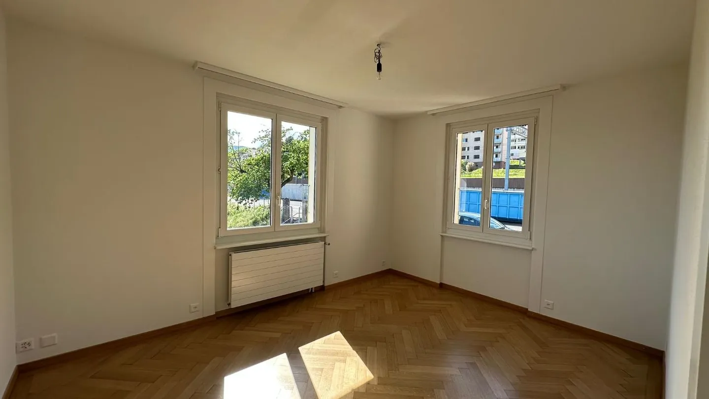 Appartamento ristrutturato di 3 locali al 1° piano - Foto 4 di 7