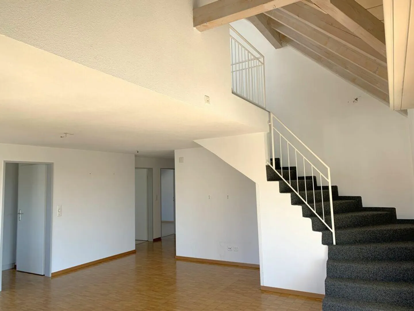 Appartamento duplex attraente di 4,5 locali in posizione privilegiata - Foto 8 di 15