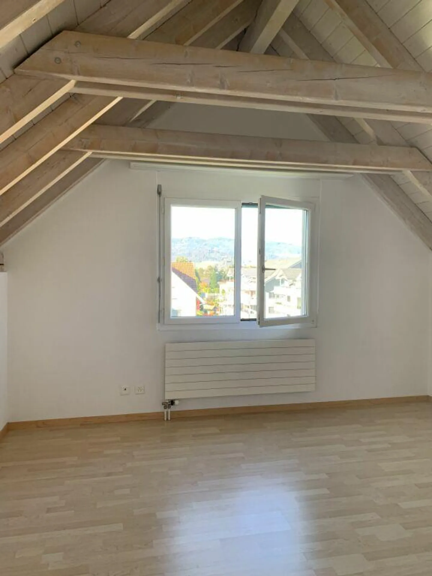 Appartamento duplex attraente di 4,5 locali in posizione privilegiata - Foto 10 di 15
