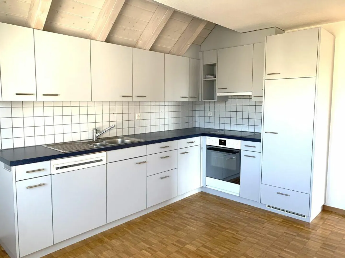 Appartamento duplex attraente di 4,5 locali in posizione privilegiata - Foto 4 di 15
