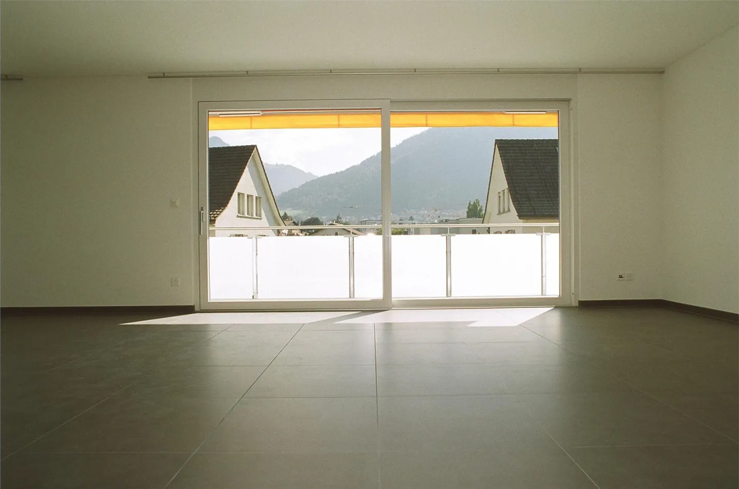 Appartamento luminoso di 5 1/2 stanze - Foto 4 di 7