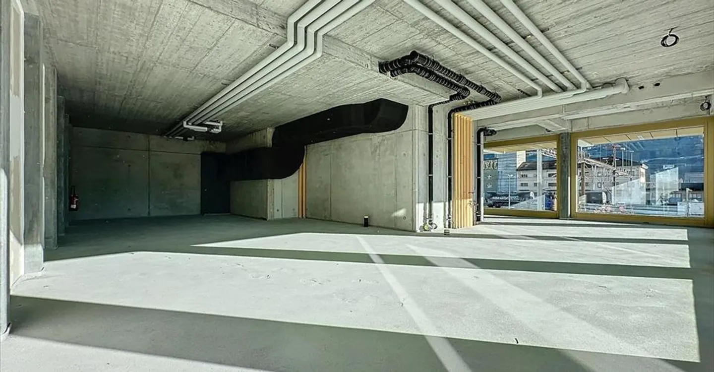 Shop for rent - Photo 2 of 6