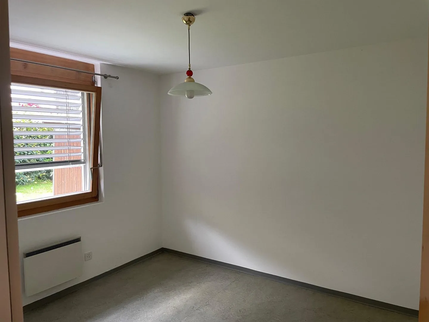 3.5 Room Apartment - Photo 6 of 6