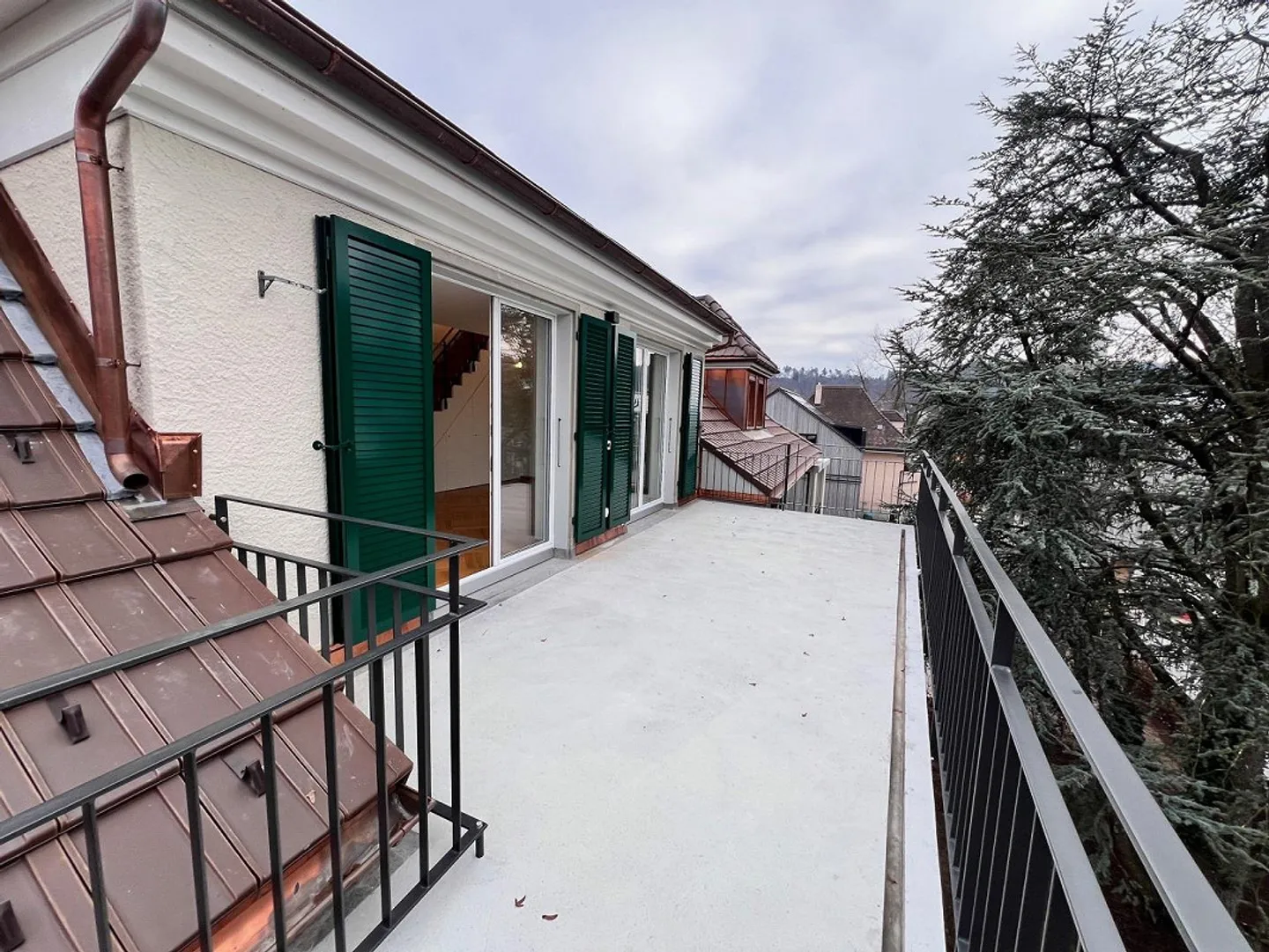 Exclusive 4.5-room apartment in completely renovated multi-family house - Photo 20 of 20