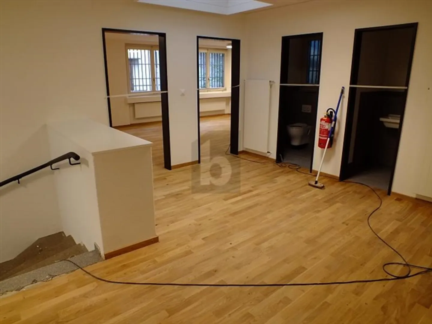 MAISONETTE WITH PLENTY OF ROOM FOR IDEAS - Photo 2 of 6