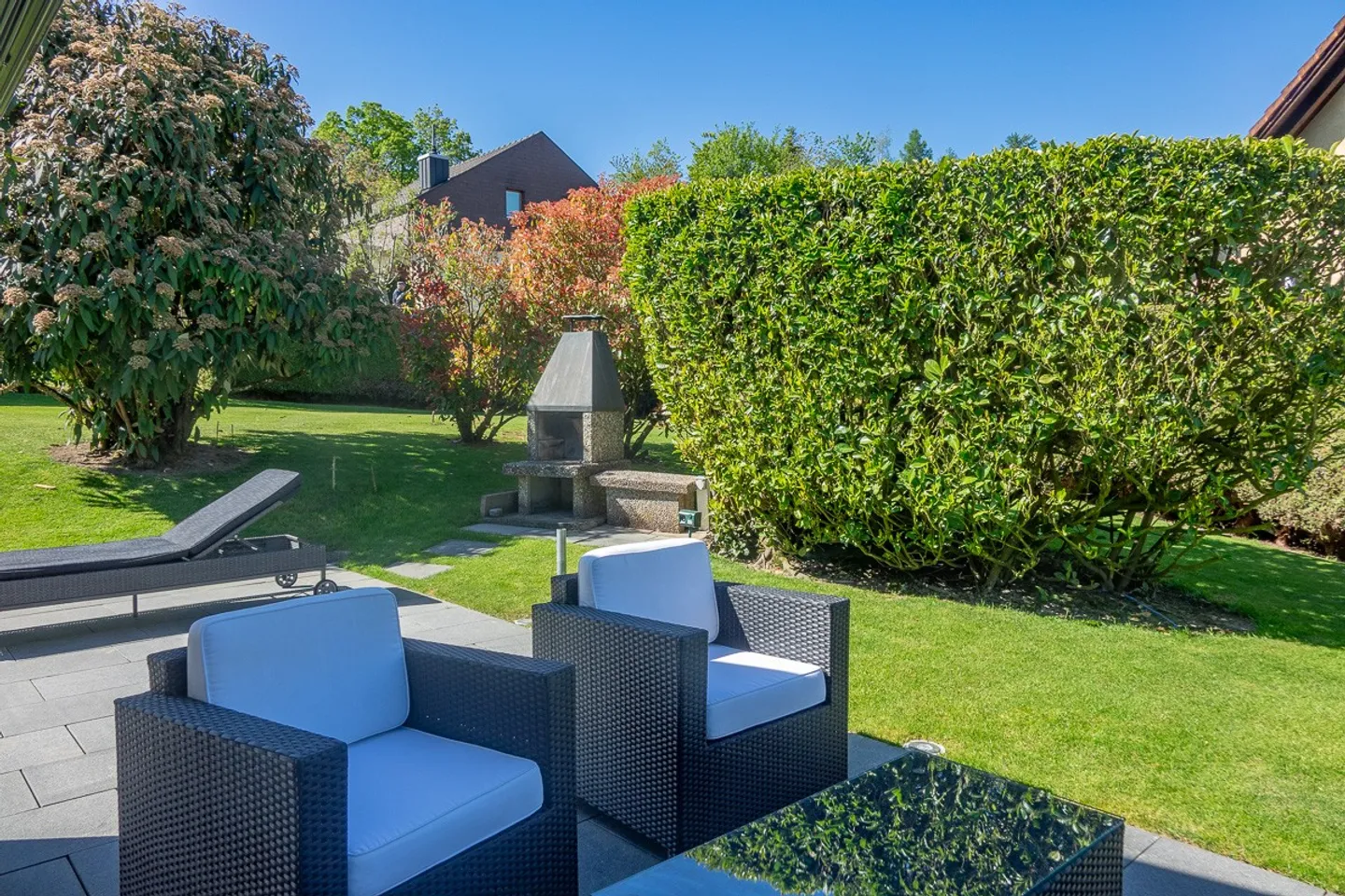 Oasi abitativa: Grande casa unifamiliare di 4,5 stanze con giardino paradisiaco - Foto 3 di 13