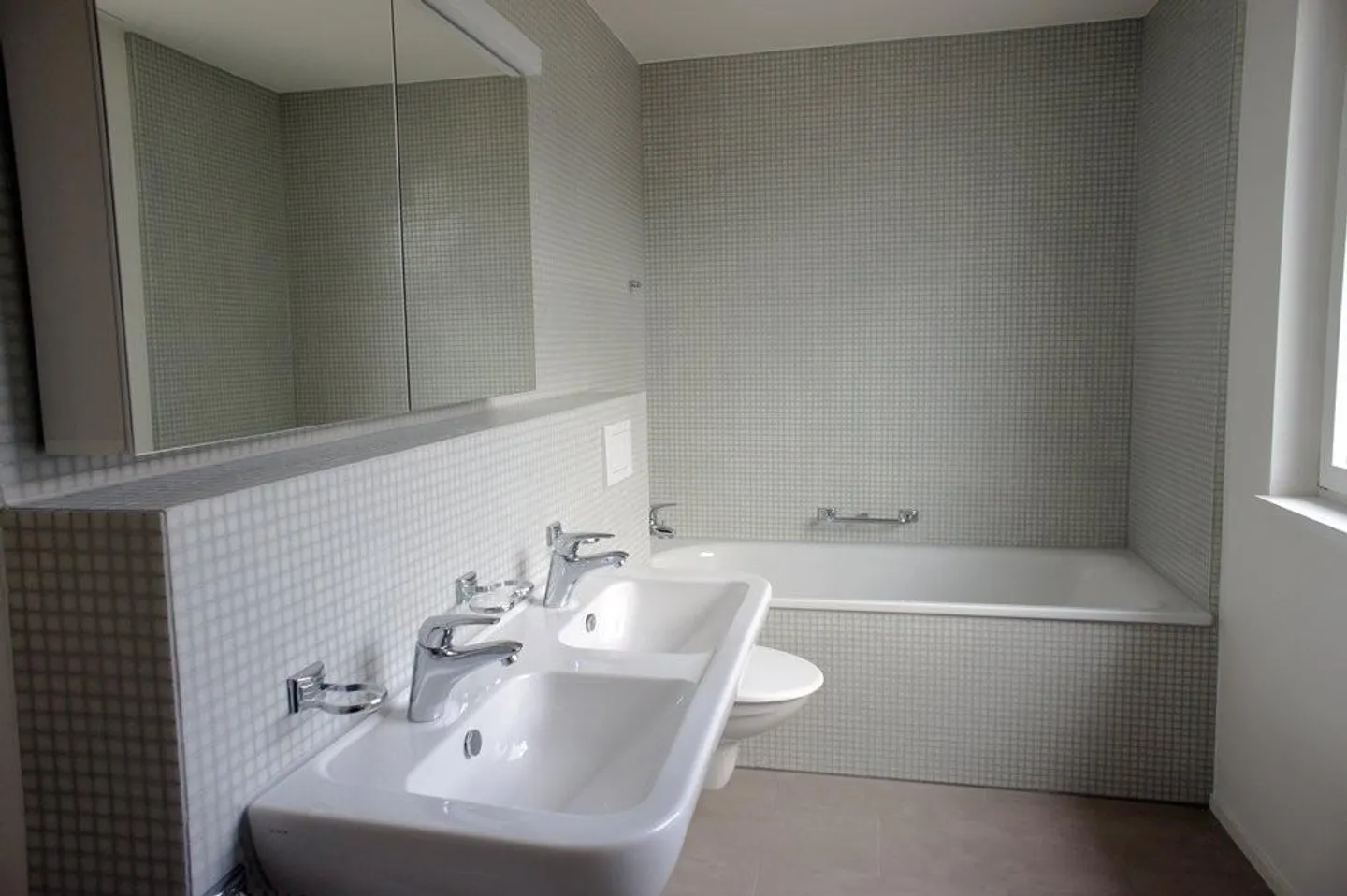 3.5 Zimmer-Wohnung in Schwerzenbach mieten - Foto 3 von 4