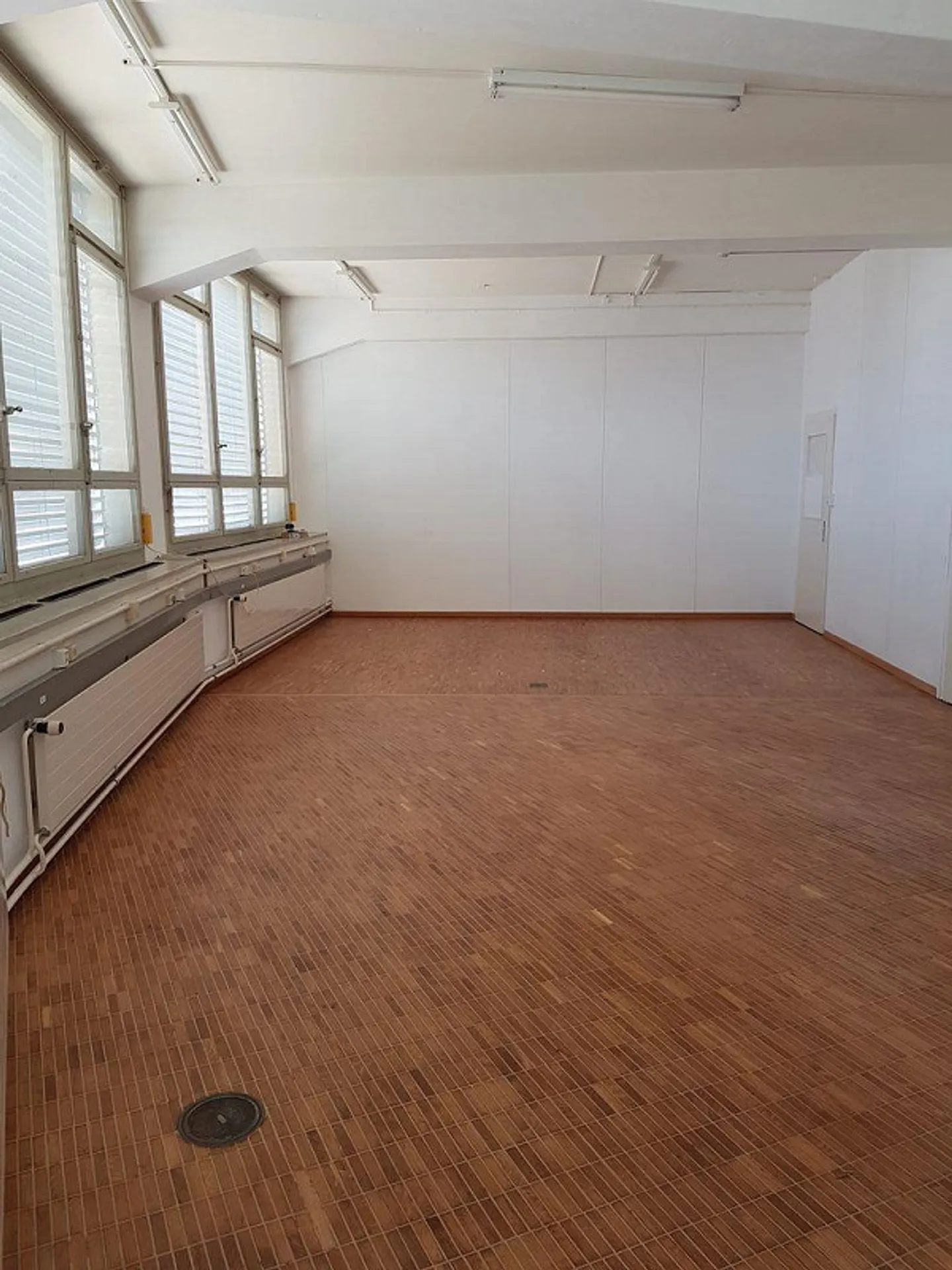 Spazio commerciale/ufficio attraente nel centro di Soletta - Foto 2 di 8