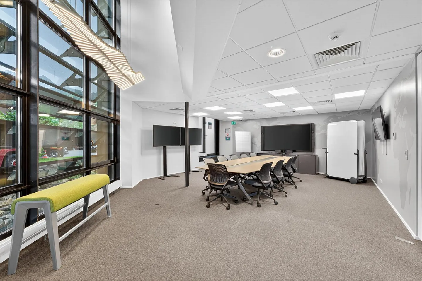 Exclusive ground floor space with gallery in Kriens - ready for occupancy 2026 - Photo 5 of 11