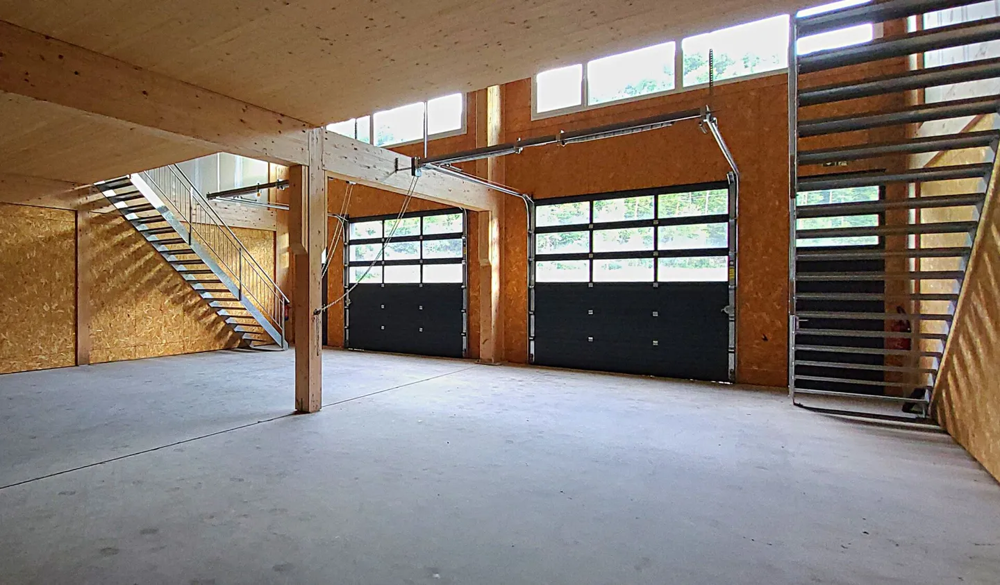 Edificio ad uso misto in affitto - Foto 1 di 8
