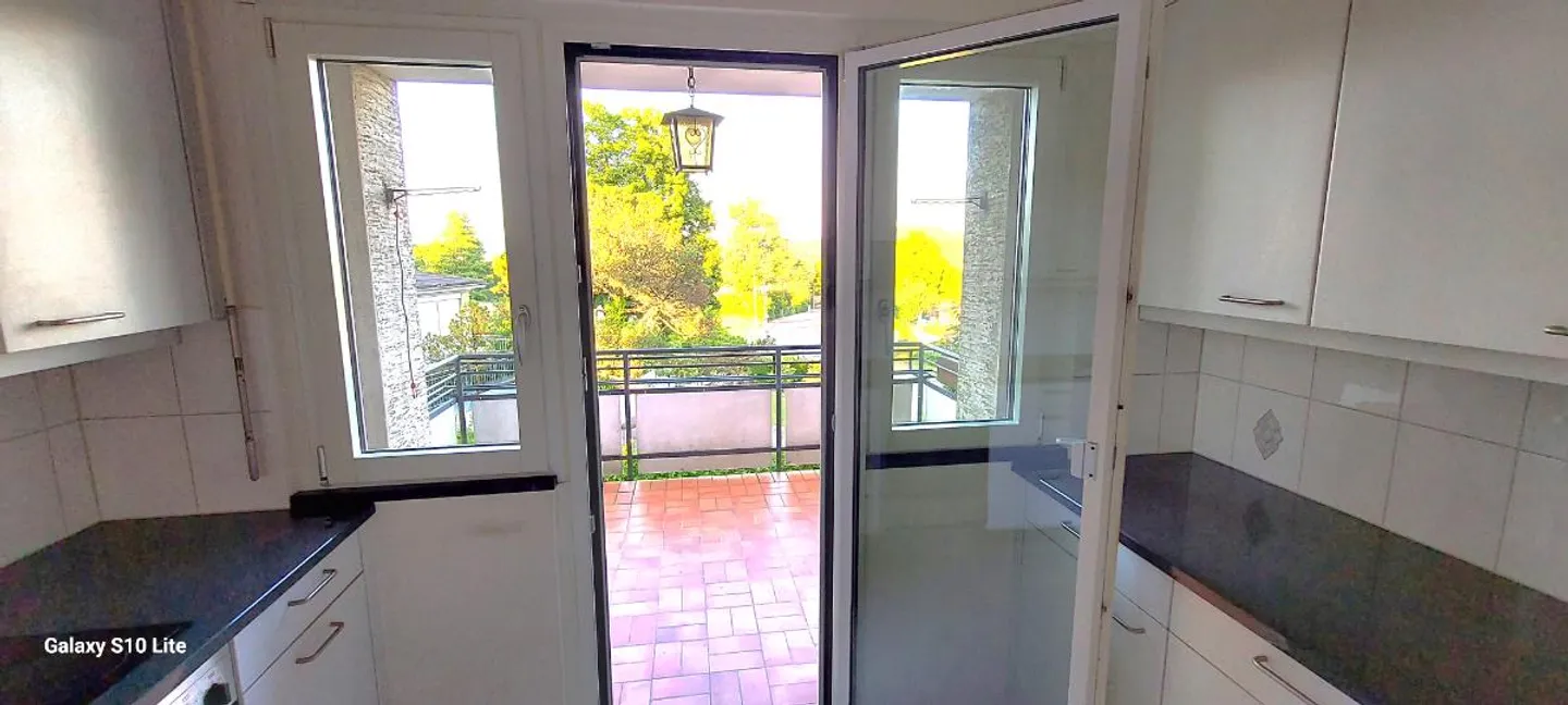 Appartamento di 4 stanze - Foto 2 di 5