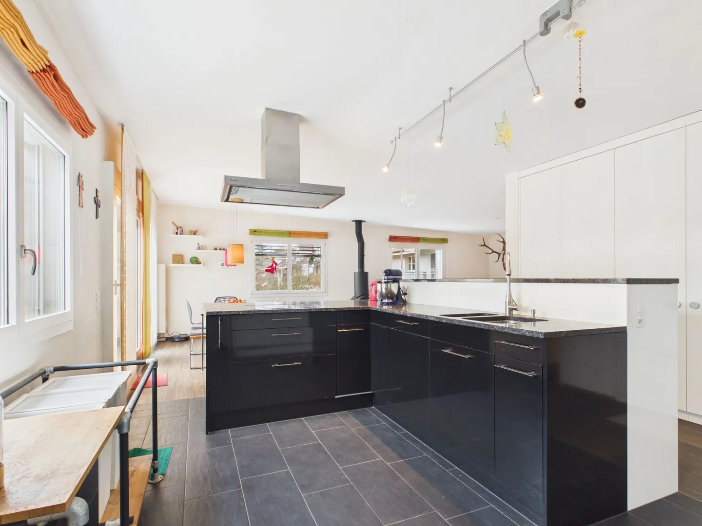 Exklusive Dachwohnung mit Golfblick - Foto 4 von 14