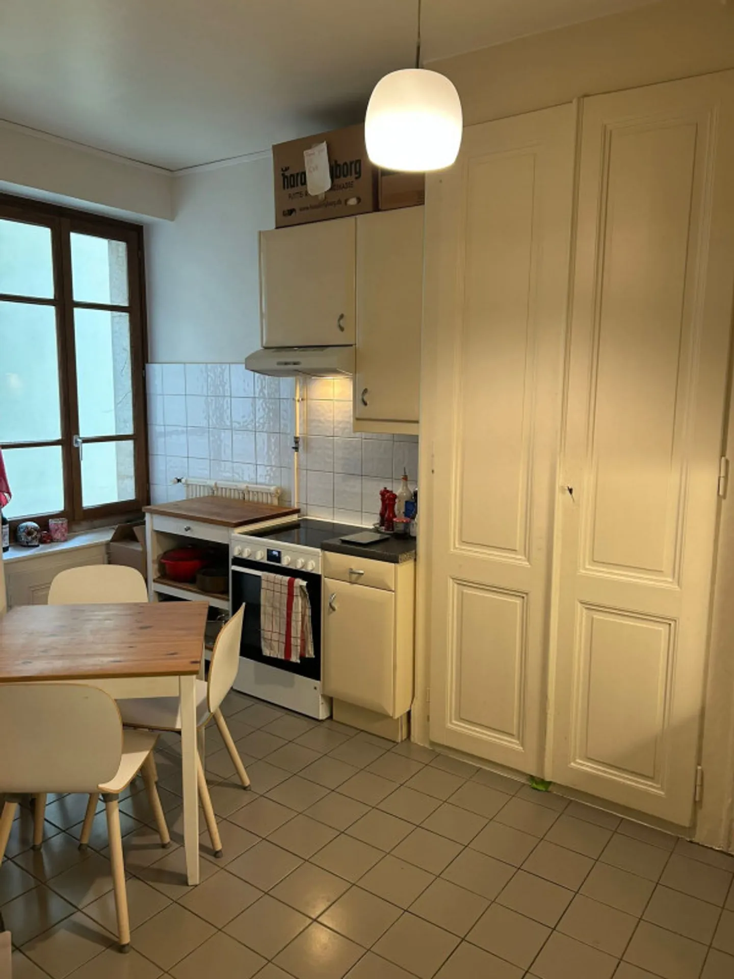 Appartement 4 pièces situé aux Eaux-Vives - Photo 7 sur 9