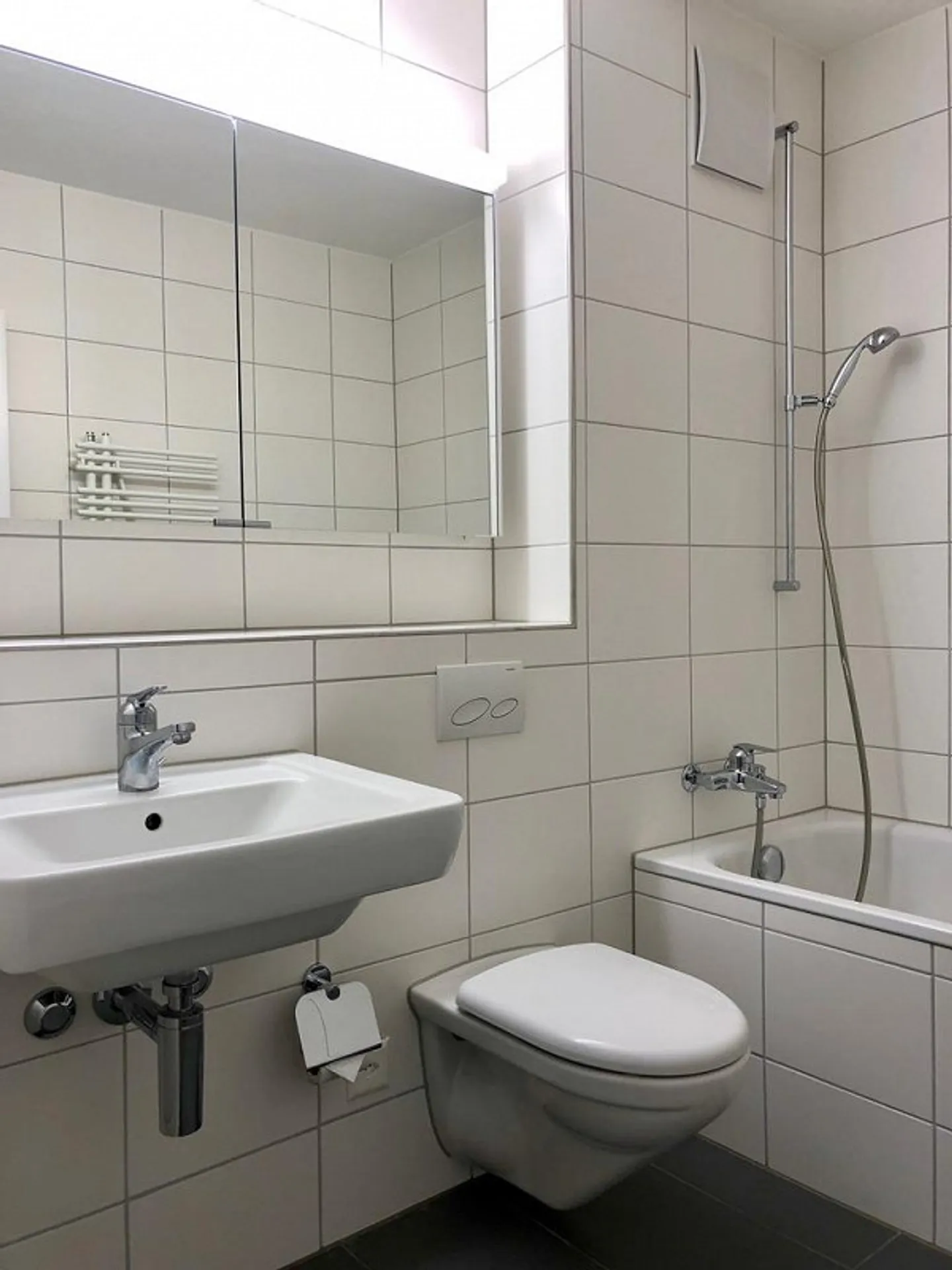 Besichtigung: Dienstag, 02.12.2025 zwischen 16:00 - 17:00 Uhr - Foto 3 von 7