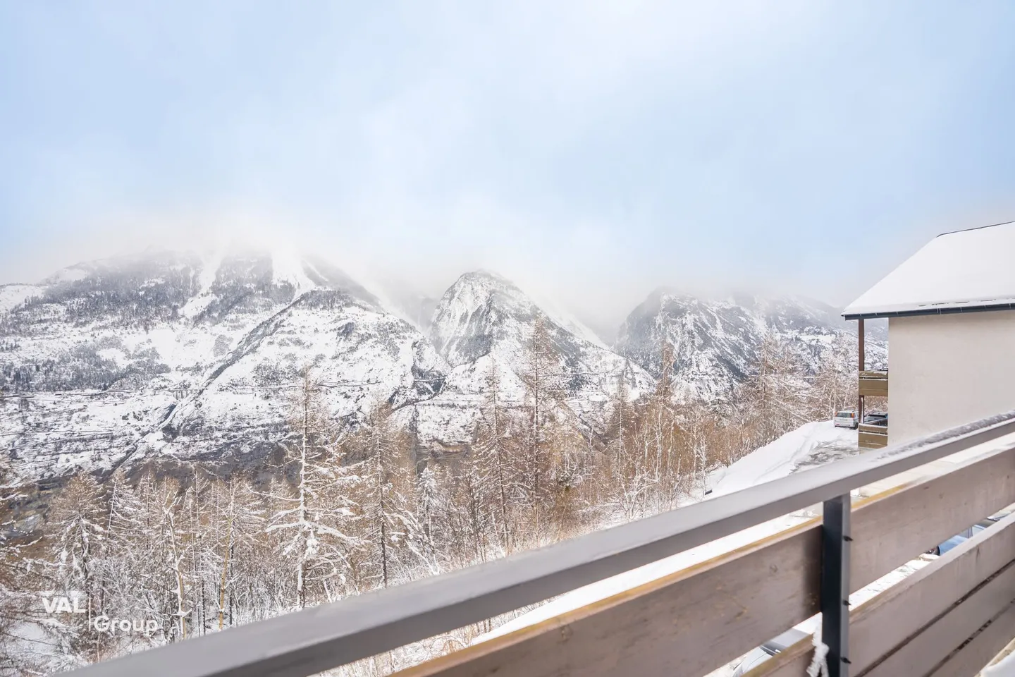 Ampio appartamento di 4,5 stanze a Eischoll - arredato, posizione soleggiata con due balconi - Foto 12 di 15