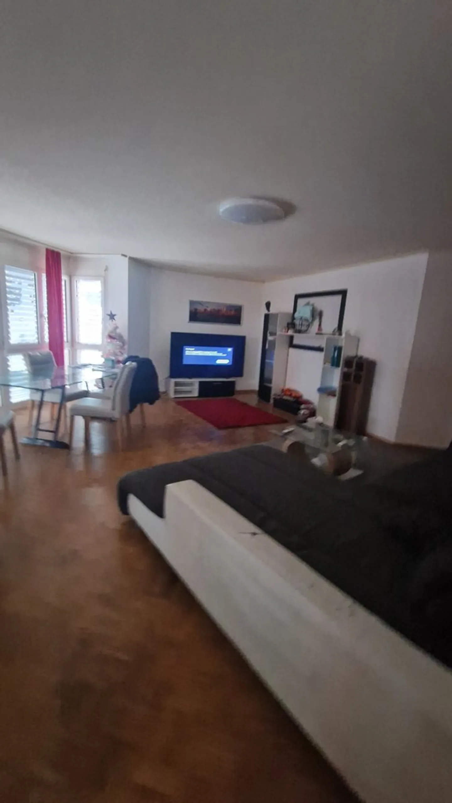 Geräumige 4.5-Zimmer-Wohnung - Foto 4 von 4