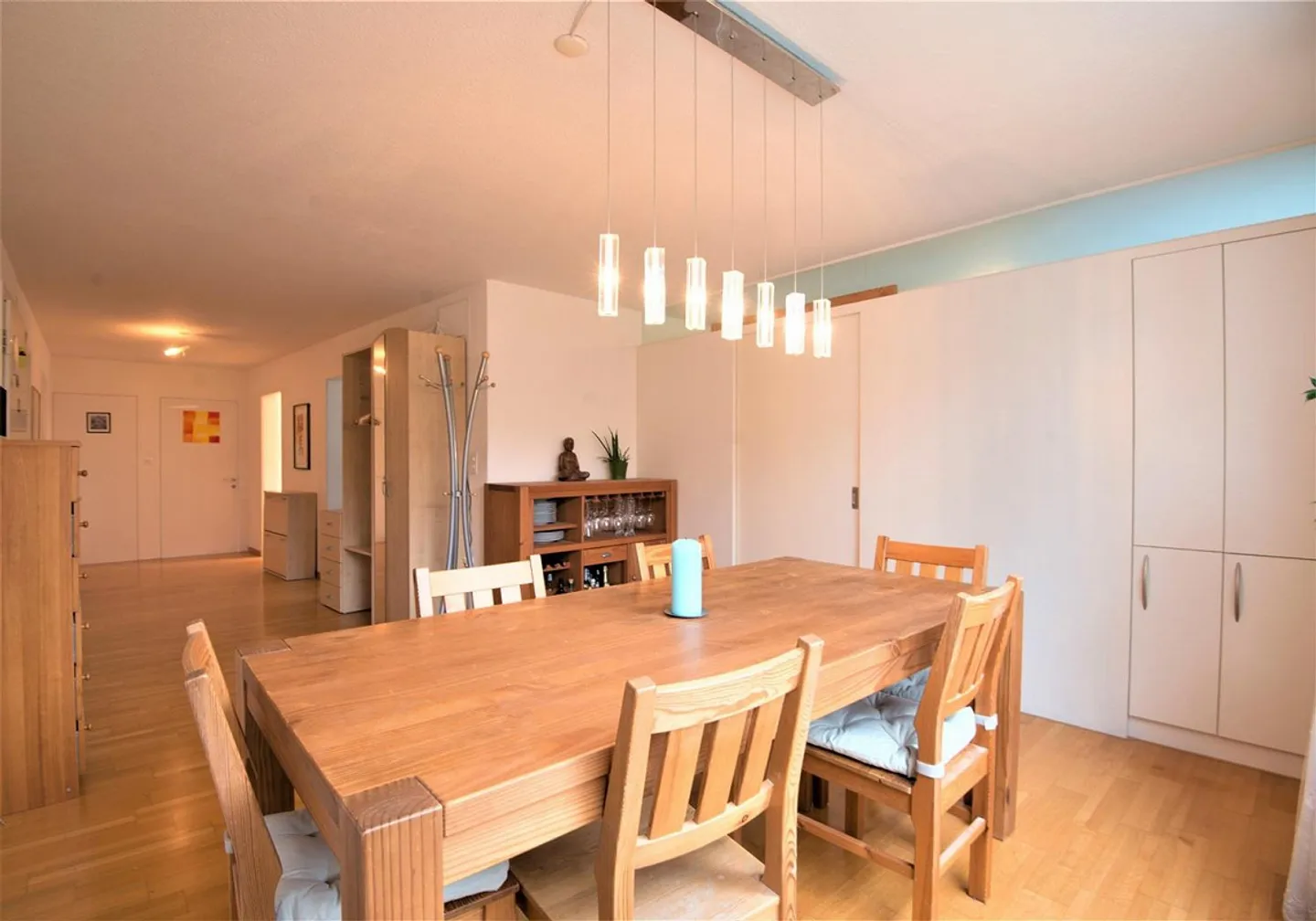 Appartamento tranquillo di 4,5 stanze a 15 min dalla stazione di Zurigo - Foto 6 di 13