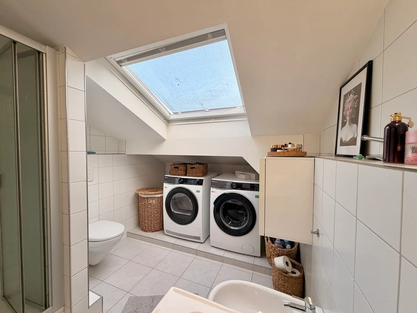 Duplex lumineux de 4,5 pièces avec balcon et box de garage - Photo 13 sur 15