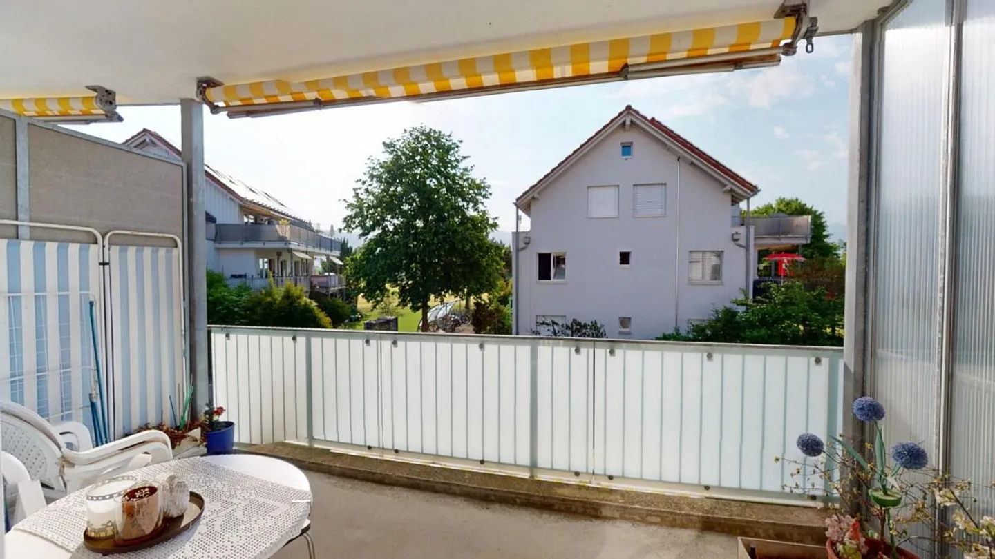 3.5 Room Apartment in an Ideal Location - Photo 5 of 10