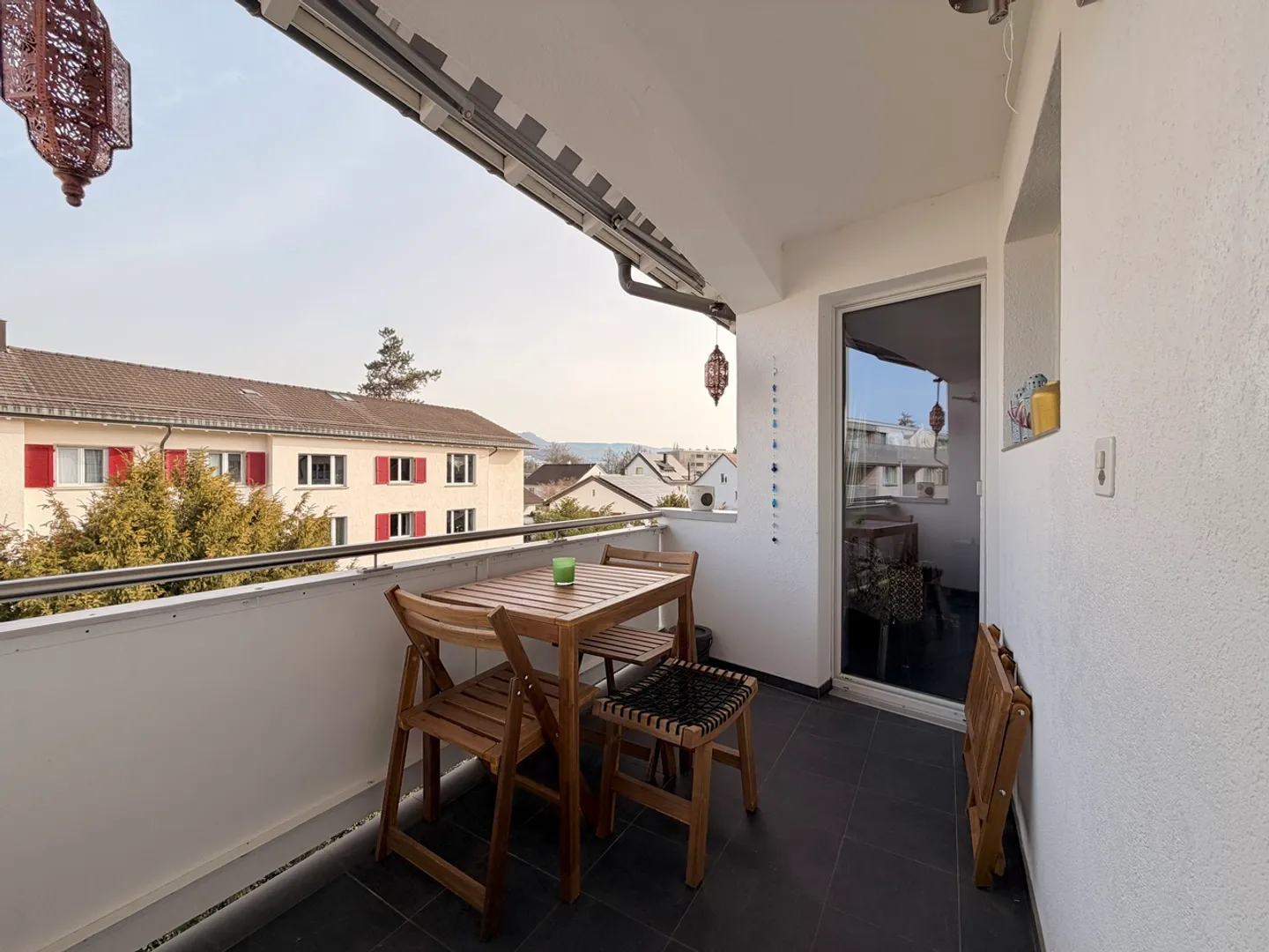 Duplex lumineux de 4,5 pièces avec balcon et box de garage - Photo 7 sur 15