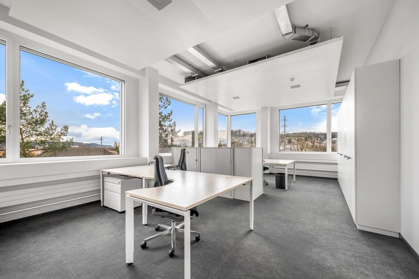 BUREAUX ÉTENDUS, PRÊTS POUR VOTRE EMPLACEMENT - Photo 3 sur 13