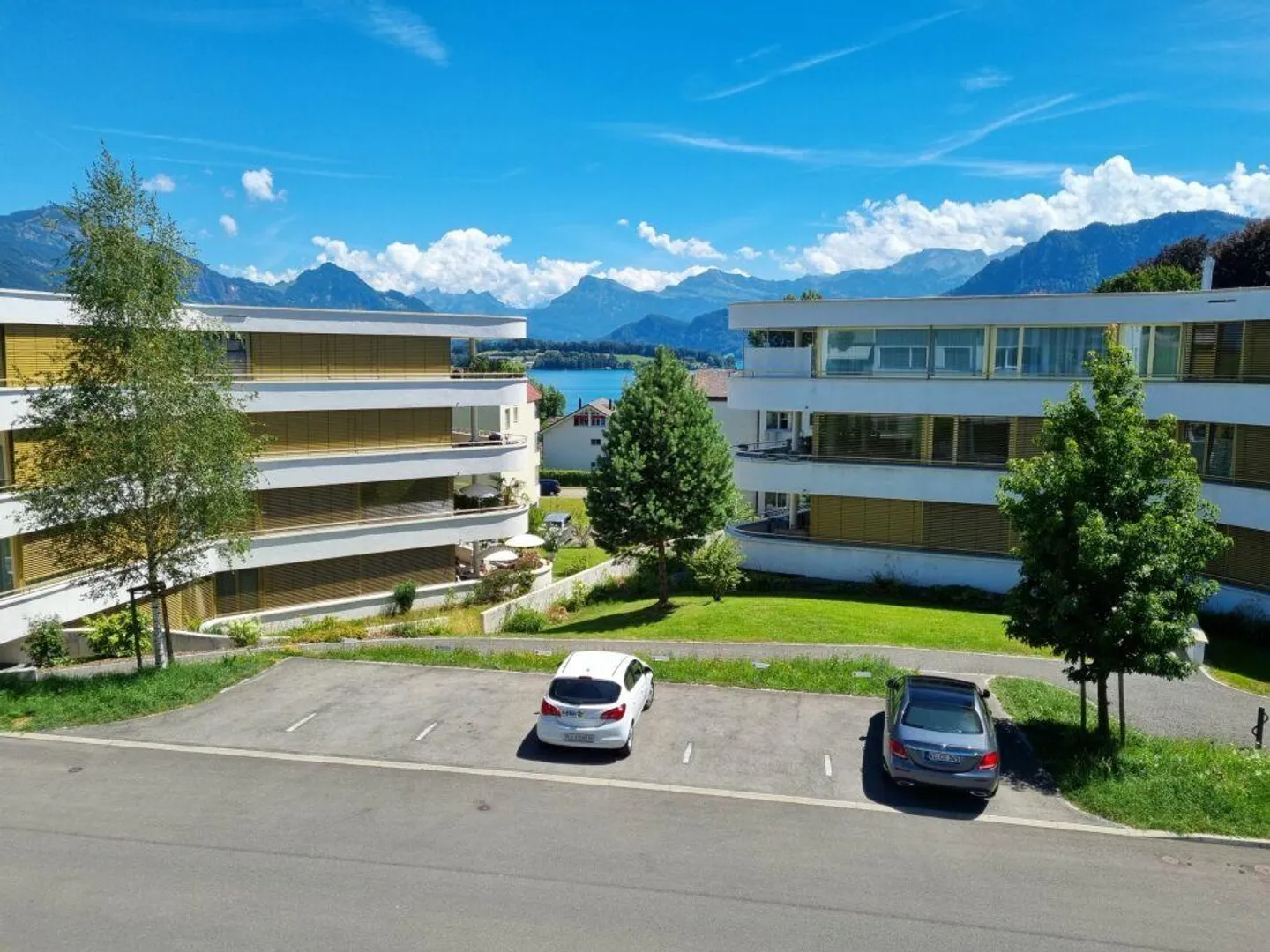 Appartamento con vista mozzafiato sul lago e sulle montagne - Foto 3 di 9