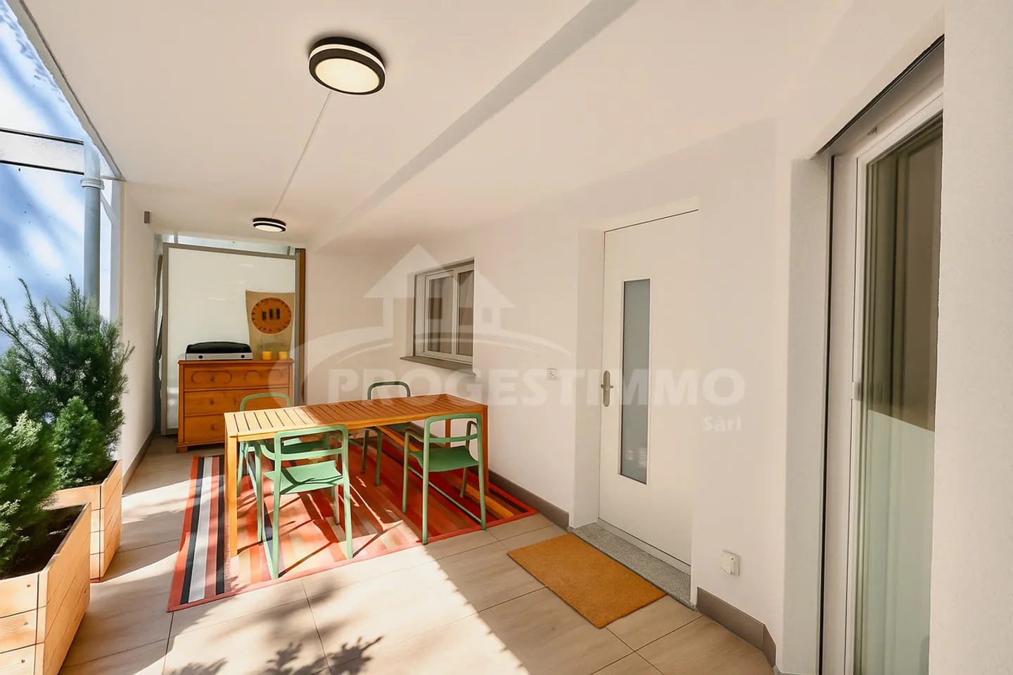 APPARTAMENTO 3.5 STANZE DI ALTA QUALITÀ CON VISTA PANORAMICA - Foto 11 di 15