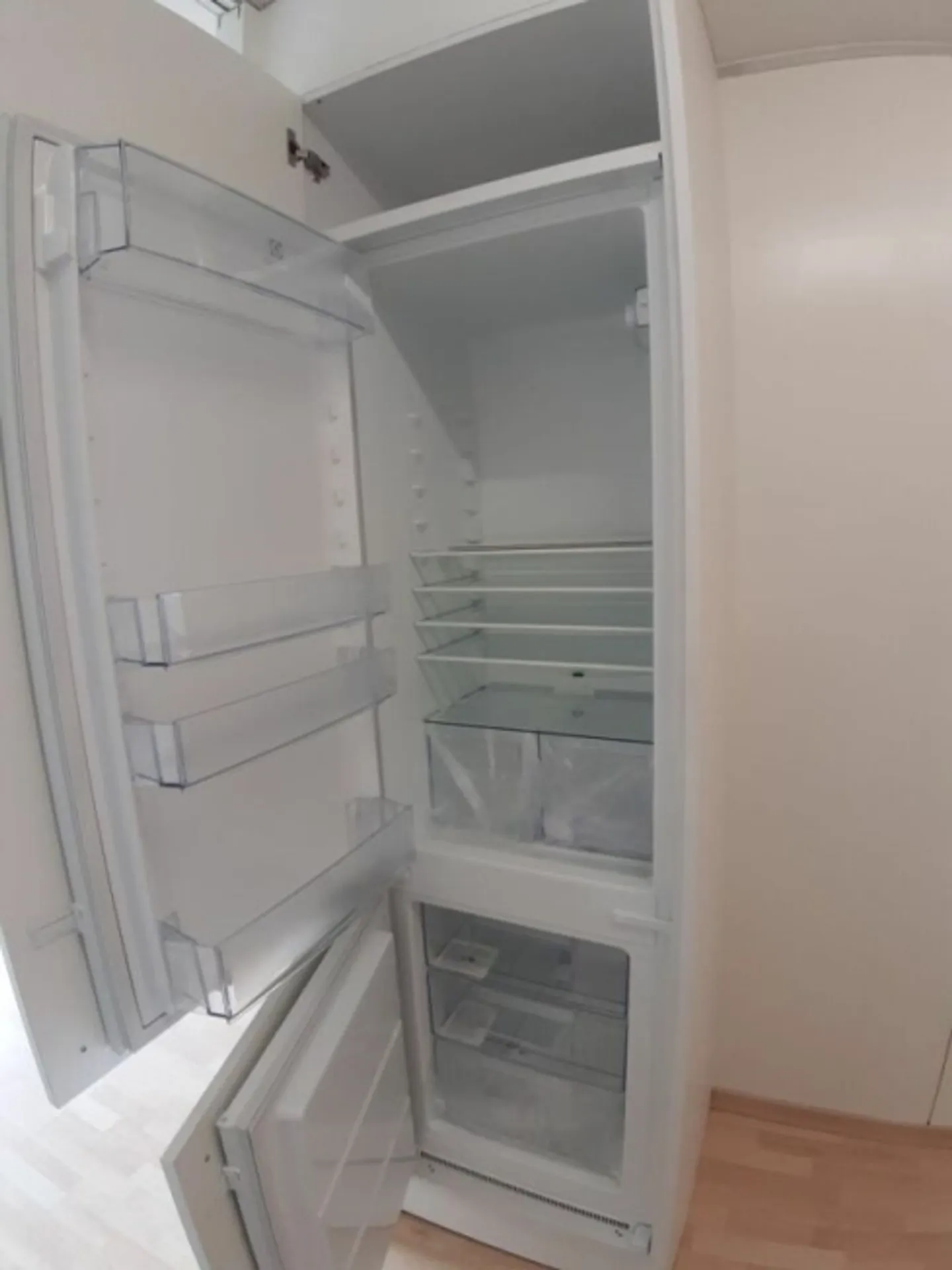 Charmante Wohnung mit Balkon - Foto 2 von 7