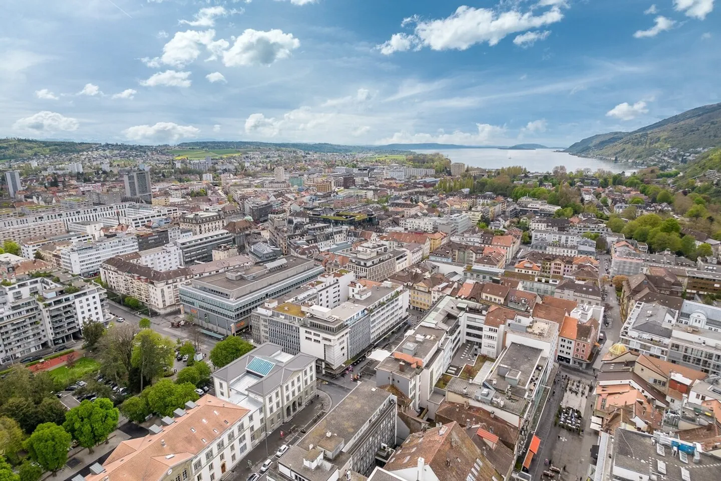 Spacious rental space in Biel for rent - Photo 5 of 5