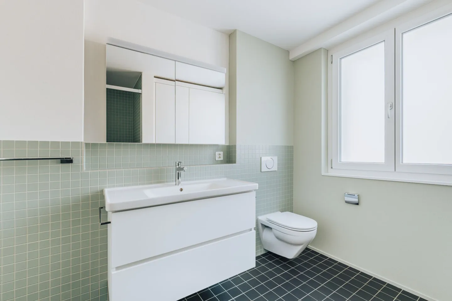 Prima occupazione dopo ristrutturazione completa: appartamento di 3,5 stanze (90m2) con molti extra - Foto 5 di 10