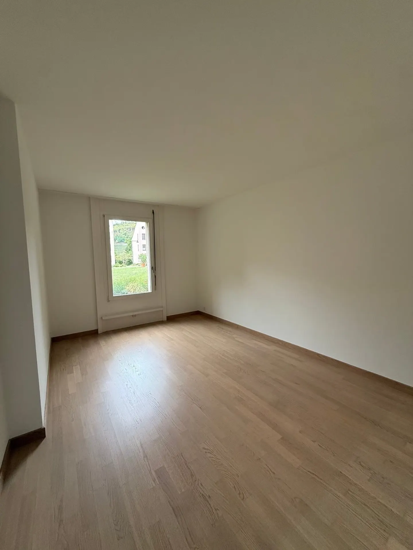 Charming 4.5-room apartment on the ground floor in Arlesheim - Photo 11 of 13