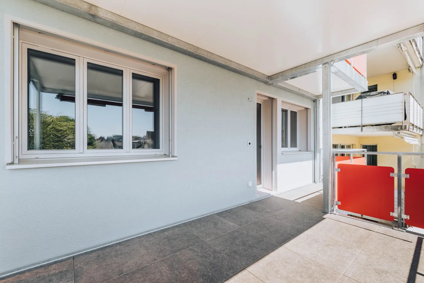 Prima occupazione dopo ristrutturazione completa: appartamento di 3,5 stanze (90m2) con molti extra - Foto 9 di 10