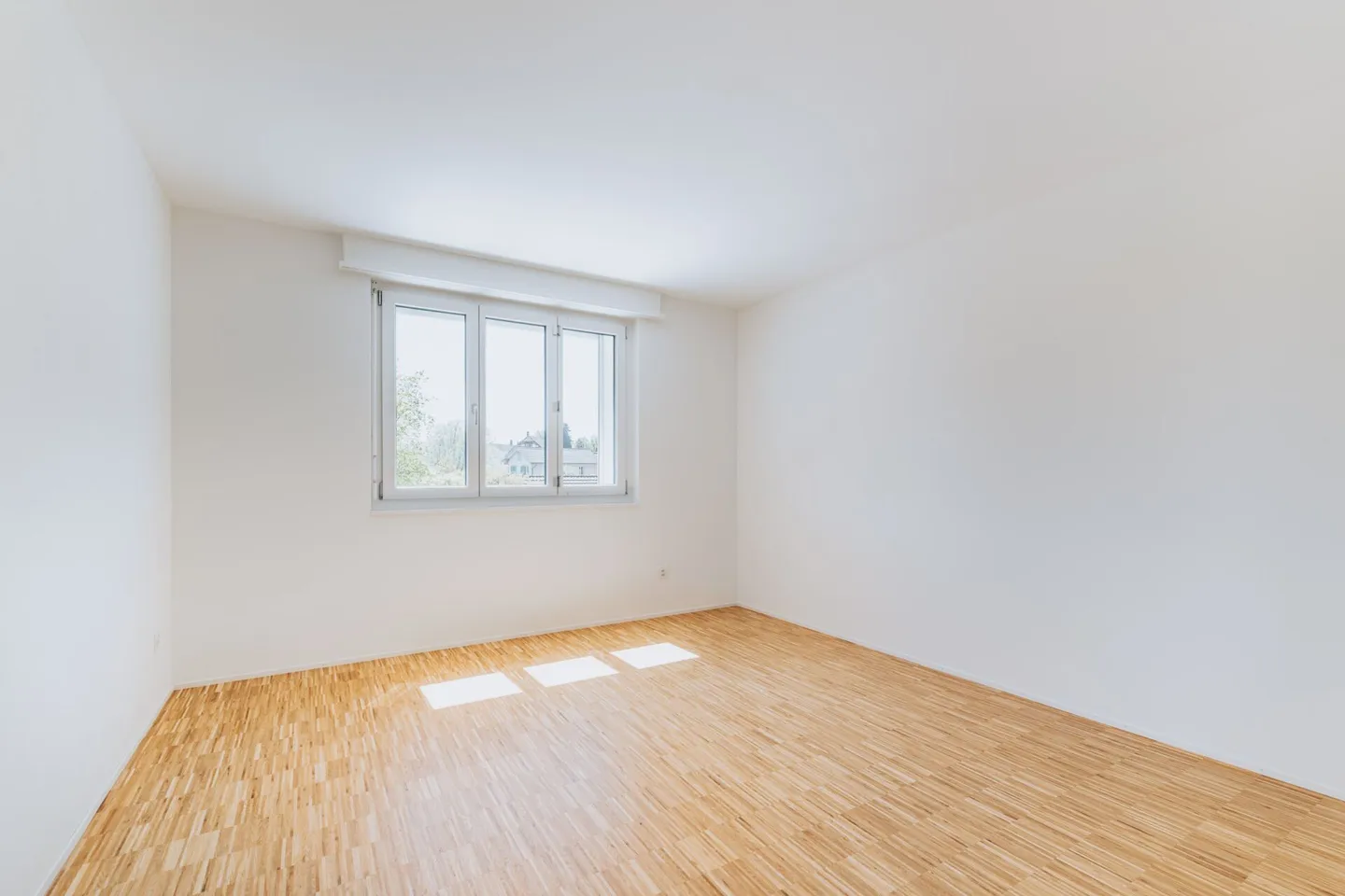 Prima occupazione dopo ristrutturazione completa: appartamento di 3,5 stanze (90m2) con molti extra - Foto 7 di 10