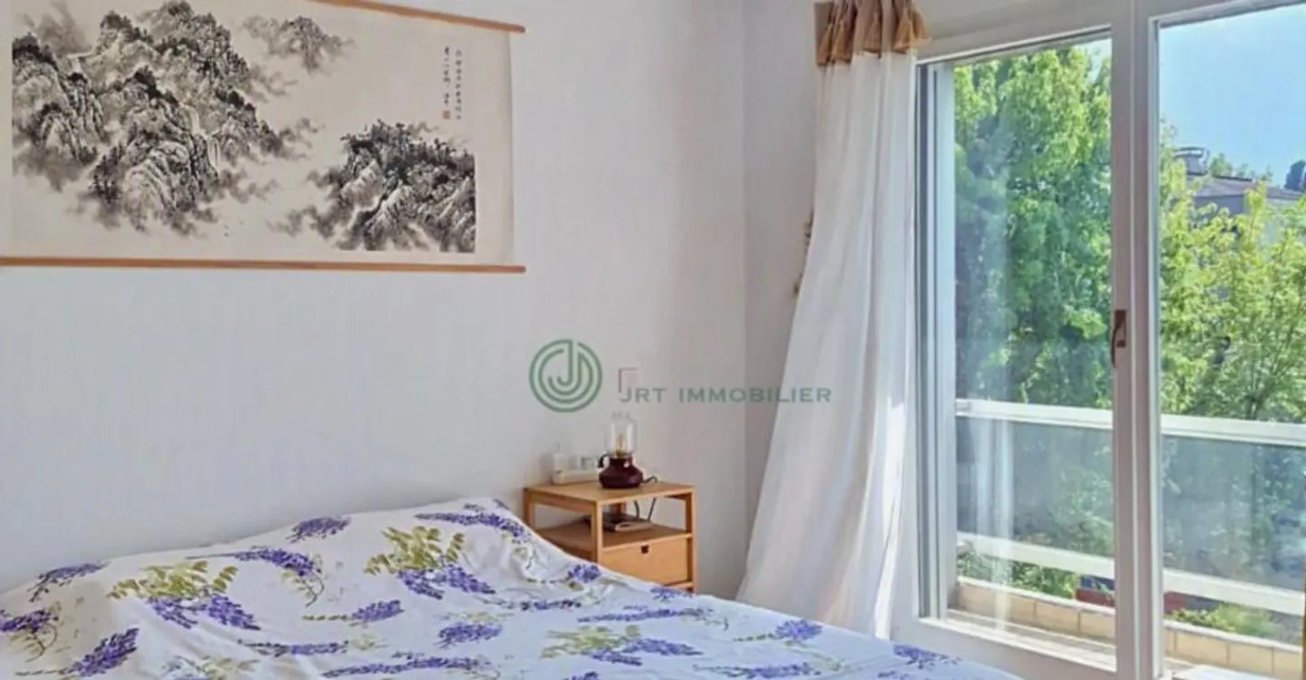 Appartamento di lusso in una zona tranquilla all'interno di un'area boschiva privata - St-Sulpice (VD) - Foto 4 di 9