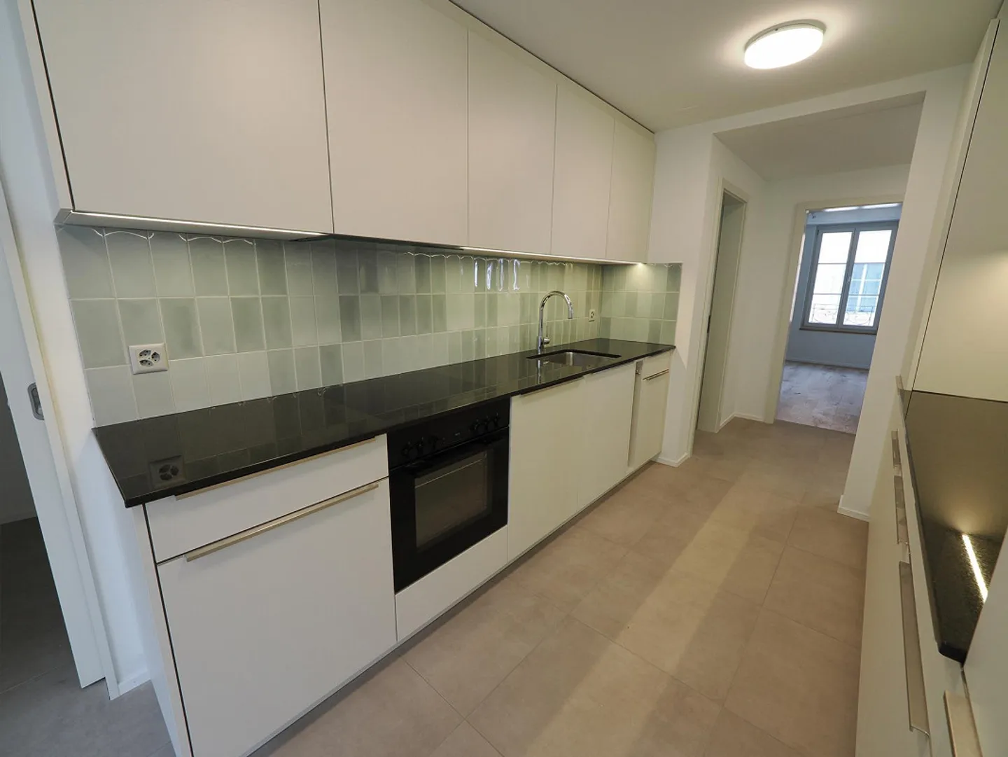 Beautiful apartment in completely renovated house in the center - Photo 1 of 10