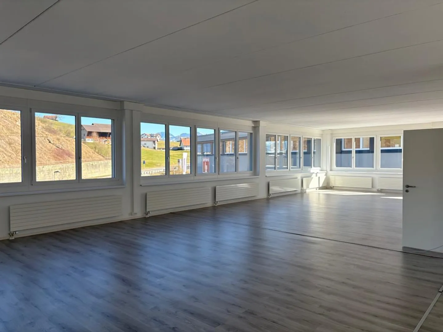 Vielseitig nutzbares Büro- und Gewerbeobjekt - Foto 6 von 11