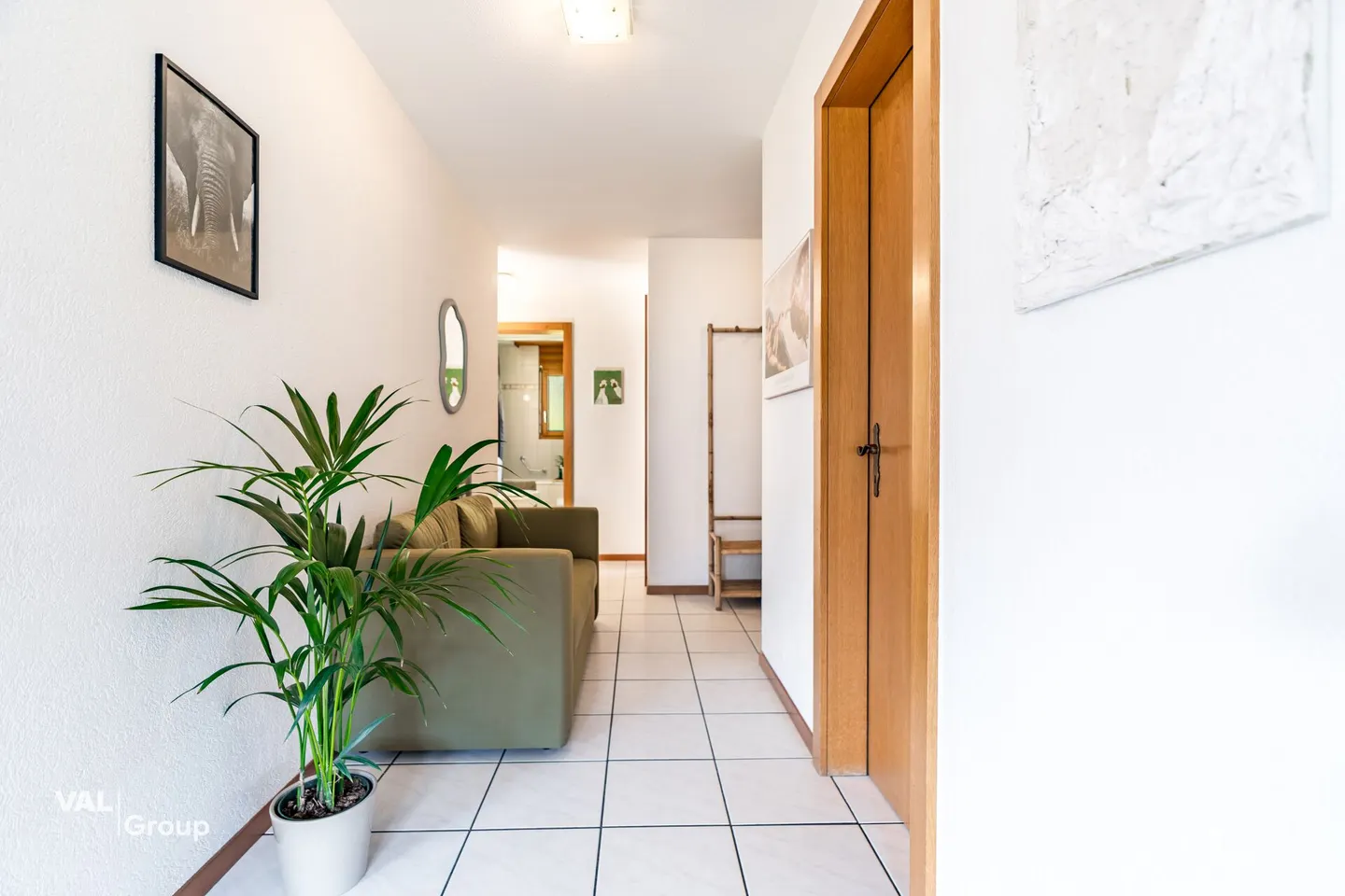 Bright 4.5-Room Apartment in St. German - Photo 14 of 19